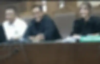 Disebut Sudah Bercerai, Foto Gestur Ardi Bakrie Saat Jalani Sidang Disorot, Hakim Tegur Nia Ramadhani 