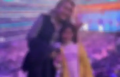 Tingkah Bilqis Ini Bak Turunan dari Sang Ibu, Cucu Ayah Ojak Mendadak Buat Ayu Ting Ting Ngakak Parah Ketika Ucap Hal Ini Saat Nonton Konser BTS