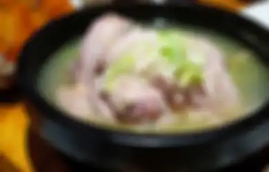 Jadi Menu Buka Puasa Unik Khas Semoluwaru Surabaya, Ini Sop Ayam Kurma dengan Perpaduan Rasa Gurih dan Manis, Mau Coba?