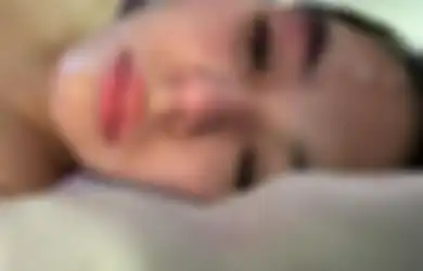 Terima DM dari Novia Widyasari, Laura Anna Unggah Foto Kim Soo Hyun di Bui, Komentar Adik Bibi Andriansyah Bikin Heboh