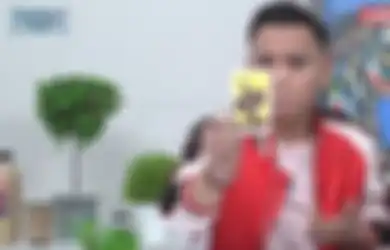 Bak Disambar Gledek di Siang Hari, Paranormal ini Terawangan Hal yang Bakal Bikin Geger Tahun 2022, Skandal Video Panas Aktor Inisial R Terbongkar