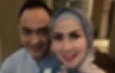 Foto 'Keluarga Cemara' Banjir Doa, Venna Melinda Sudah Ikhlas dan Maafkan Masa Lalunya, Janda Ivan Fadilla Kini Pamer Kedekatan dengan Aktor Ini