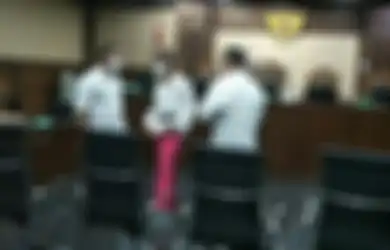 20 Tahun Kerja dengan Nia Ramadhani, Terungkap Gaji Sopir Istri Ardi Bakrie, Kerap Disuruh Beli Narkoba Hingga Jadi Terdakwa Bareng Majikan