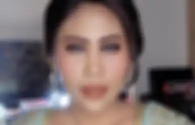 Honornya Puluhan Juta Tak Kalah dari Ayu Ting Ting, Pedangdut Ini Masih Jualan Bakso dan Legging untuk Mengais Rezeki: Saya Nggak Malu!