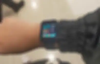 Nextren Editor Choice 2021 Smartwatch Ekonomis: Mi Watch Lite