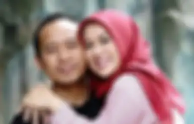 Bak Sempurna Rumah Tangganya Adem Ayem dan Kini Bergelimang Harta, Istri Denny Cagur Blak-blakkan Ceritakan Masa Lalunya yang Pahit