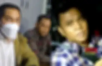 Dihujat Sana-sini Usai Bela Doddy Sudrajat, Sunan Kalijaga Kepergok Duduk Sekursi dengan Keluarga Faisal dan Ngaku Tak Bicara Masalah Hukum Sama Sekali, Obrolkan Apa?