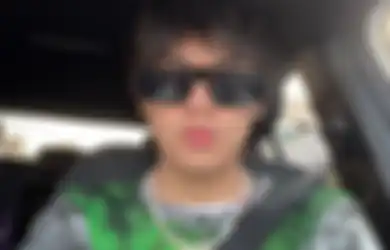Rapper 88Rising, Warren Hue Paling Suka Makan Nasi Padang Pakai Tangan