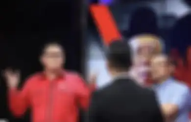 Foto Arteria Dahlan Satu Panggung Bareng Ferdinand Hutahaen Dihujat, Komentar Uus Jadi Sorotan