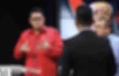 Foto Spanduk Arteria Dahlan Musuh Orang Sunda Tiba-tiba Hilang, Bintang Sinetron Preman Pensiun Cari Guru Les Bahasa Sunda