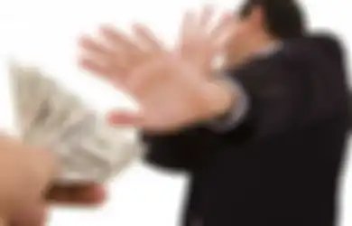 3 Weton yang Paling Tahan Godaan Duniawi, Suka Banget Membantu Orang Lain