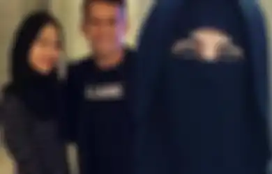 Sempat Hebohkan Publik Soal Isu Lamaran, Egy Maulana Vikri Pamer Momen Lebaran Bareng Keluarga Adiba Khanza, Umi Pipik Bagikan Foto Bareng Calon Mantu di Instagram