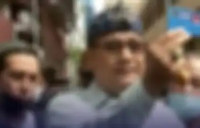Masuk Bui, Foto Edy Mulyadi Pamer Kartu PWI Jadi Kontroversi, Ini Pesan Habib Rizieq yang Dikirim ke Sel Tersangka