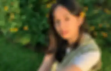 Makna Lagunya Sedih, Alsa Bikin MV Na Na Na Tetap Cheerful dan Fun