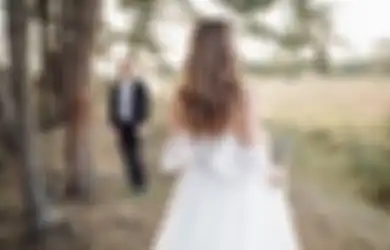 Berontak Sampai Diamankan Warga Sekitar, Pria Ini Ngamuk Saat Datang ke Pernikahan Mantan Pacarnya, Netizen: Pengantin Cepet Pindah Rumah, Orang Itu Pasti Dendam Seumur Hidup