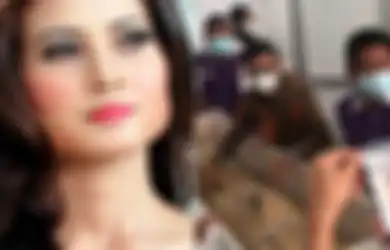 Petugas Keamanan Saksikan Sendiri Detik-detik Novi Amelia Terjun Bebas dari Lantai 8, Polisi Sebut Temukan Ini pada Jasad Sang Model