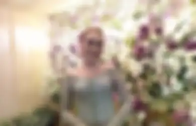 Bak Mulai Move On dari Kegagalan Asmaranya, Ayu Ting Ting Kepergok Gandeng Pria di Acara Nikahan Sang Adik, Calon Suami?