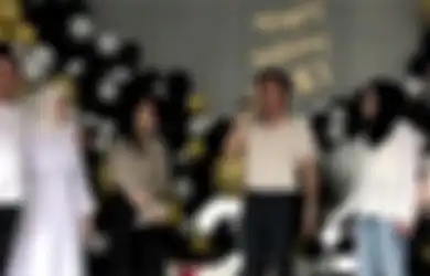 Dapat Kejutan Ulang Tahun dari Keluarga dan Sang Kekasih, Rizky Febian Justru Ngaku Kesepian Sampai Menangis