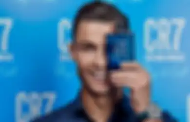Parfum Cristiano Ronaldo 'CR7' Dijual di Indonesia, Harganya Rp800 ribuan