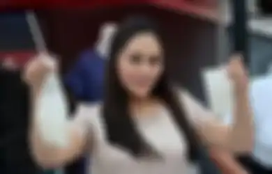 Sudah Dituding Istri Nusyuz, Pedangdut Ini Pilu Tak Dinafkahi YouTuber yang Penghasilannya Rp 500 Juta per Bulan, Pilih Jualan Es Kelapa Setelah Diceraikan: Aku Nggak Malu