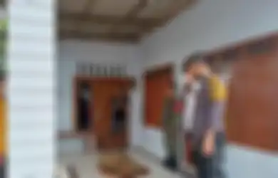 Siang Bolong Beraksi, Geger Pria di Kediri Secara Brutal Bacok 10 Orang di Keluarga dan Tetangganya, Kepala Desa Bongkar Kronologi