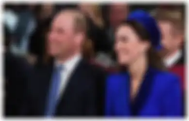 Tampil Serba Biru, Intip Gaya Formal Kate Middleton yang Elegan Abis!