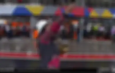 Dilarang Dorna Masuk ke Area Lintasan, Rara Kesal Orang Asing Tak Paham Cara Kerja Pawang Hujan, Sosok Penting di Sirkuit Mandalika Inilah yang Akhirnya Izinkan Dirinya Lakukan Ritual Secara Maksimal