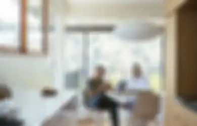 Tinggal Bersama Lansia? Jangan Khawatir, Ikuti Tips Ini Agar Hunian Tetap Nyaman dan Aman