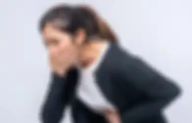 4 Kebiasaan yang Bisa Memicu Penyakit Asam Lambung, Salah Satunya Makan Berlebihan