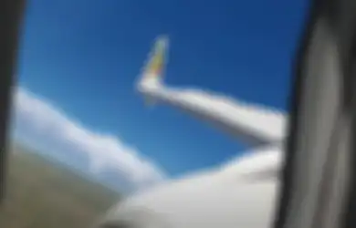 Video Situasi di Dalam Pesawat China Eastern Airlines yang Lagi Tren Ternyata Cuma Simulasi