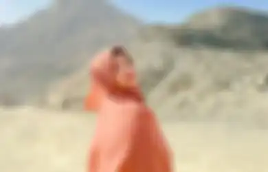 Dihujat Habis-habisan Gegara Main TikTok saat Umrah di Tanah Suci, Netizen Pertanyakan Keseriusan Adik Ipar Vanessa Angel Dalam Beribadah, Putra Siregar Klarifikasi Begini