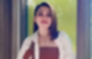 Bikin Merinding, Sosok Ini Beberkan Ada Makhluk Ghaib Beraura Negatif yang Mengikuti Ayu Ting Ting, Disebut Jadi Penyebab Seretnya Kisah Percintaan Sang Biduan