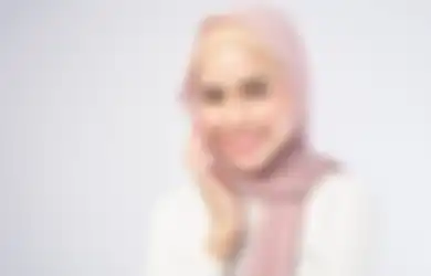 Cantik dan Modis dengan Padupadan Hijab Bergo Maryam