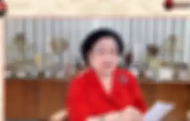 Sempat Ngelus Dada Gara-gara Kelakuan Ibu-ibu Rebutan Minyak Goreng, Megawati Kini Kebingungan Lihat Emak-emak Sibuk Belanja Baju Baru: Kemarin Antre Minyak Goreng