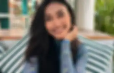 Novia Bachmid Berhasil Tebak Semua Kalimat di Whisper Challenge. Seru!