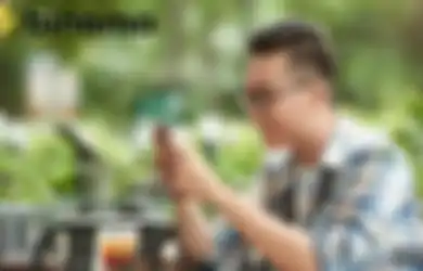Indra Kenz Kini Ada Temannya, Brian Edgar Nababan Jadi Tersangka Baru Kasus Binomo, Terungkap Sosoknya yang Tak Main-main, Punya Jabatan Mentereng di Perusahaan Ini