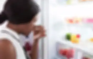 Bau Bawang pada Kulkas Bikin Ganggu? Atasi Pakai 3 Langkah Ini!