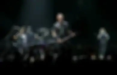Yayasan Metallica Donasikan $500,000 untuk Bantu Pengungsi Ukraina
