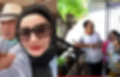 Dikenal Sebagai Bos Kuliner Berpenampilan Modis, Wanita Ini Ternyata Istri Kedua Komedian Terkenal Tanah Air, Hubungan dengan 'Madu' Disorot