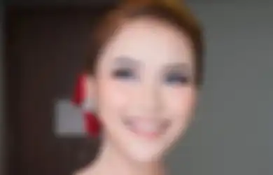 Ivan Gunawan Disebut Tak Cocok Jadi Pendamping Hidup Ayu Ting Ting, Anak Ayah Rozak Ini Justru Pamer Dilamar Pria dengan Mahar Tak Biasa: Hafalan 30 Juz Al Qur'an