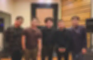 Rilis Single Baru, Juicy Luicy Minta Ditampar. Kok Begitu Sih?