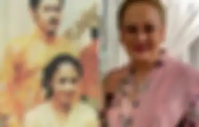 Punya Darah Ningrat, Kecantikan Mantan Istri Bambang Trihatmodjo Tak Luntur oleh Usia, Penampilan Terbarunya saat Momong Cucu Banjir Pujian: Masya Allah...