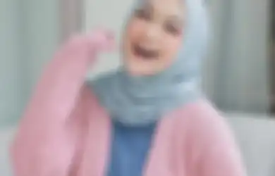 Tingkah Polah Ria Ricis Bikin Geregetan Netizen, Istri Teuku Ryan Nekat Bawa HP ke Toilet Saat Live Instagram Hingga Tuai Cibiran: Malah Naik Penontonnya