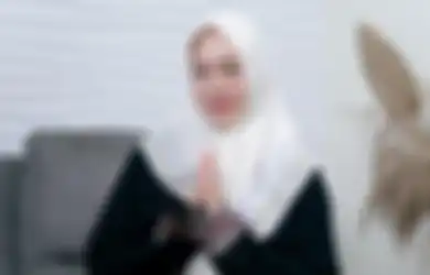 Biasa Sebungkus Nasi Lauk untuk 2 Orang, Angelina Sondakh Sekarang Ajak Teman-temannya Saat di Penjara Makan Enak di Restoran: Dulu di Kali Pakai Tangan