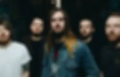 While She Sleeps Rilis Lagu Baru 'EYE TO EYE' Lengkap dengan Mini Film