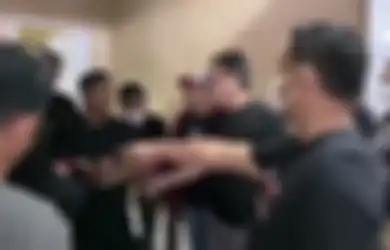 Kabar Perselingkuhan Suaminya Sudah Jadi Rahasia Umum di Kantor, Istri Kasatpol PP Makassar Sempoyongan Nyaris Pingsan Tahu Suaminya Dalangi Pembunuhan Pegawai Dishub: Ini Jahat Sekali