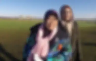Innalillahi Wa Innailaihi Rojiun, 'Tertutup Sudah Pintu Surgaku', Sempat Izin Umroh, Desy Ratnasari Meratap Pilu Lihat Jasad Sang Ibunda yang Terbaring dan Dikafani