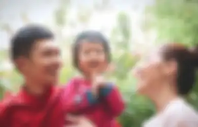 Digadang-gadang Jadi Artis dengan Bayaran Termahal, Deretan Aktor Tampan Ini Ikhlas Setorkan Seluruh Honornya ke Istri
