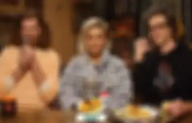 Langsung Teriak Begitu Lihat, Agnez Mo Bangga Sebut Pempek Palembang Makanan Favoritnya hingga Bikin YouTuber Amerika Ingin Kunjungi Indonesia: Ini Luar Biasa