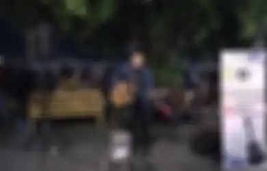 Balik Jadi Pengamen? Tri Suaka Ditagih Rp 10 Miliar Gegara Cover Lagu Hits Musisi Minang, Foto Aksinya di Jogja Jadi Sorotan